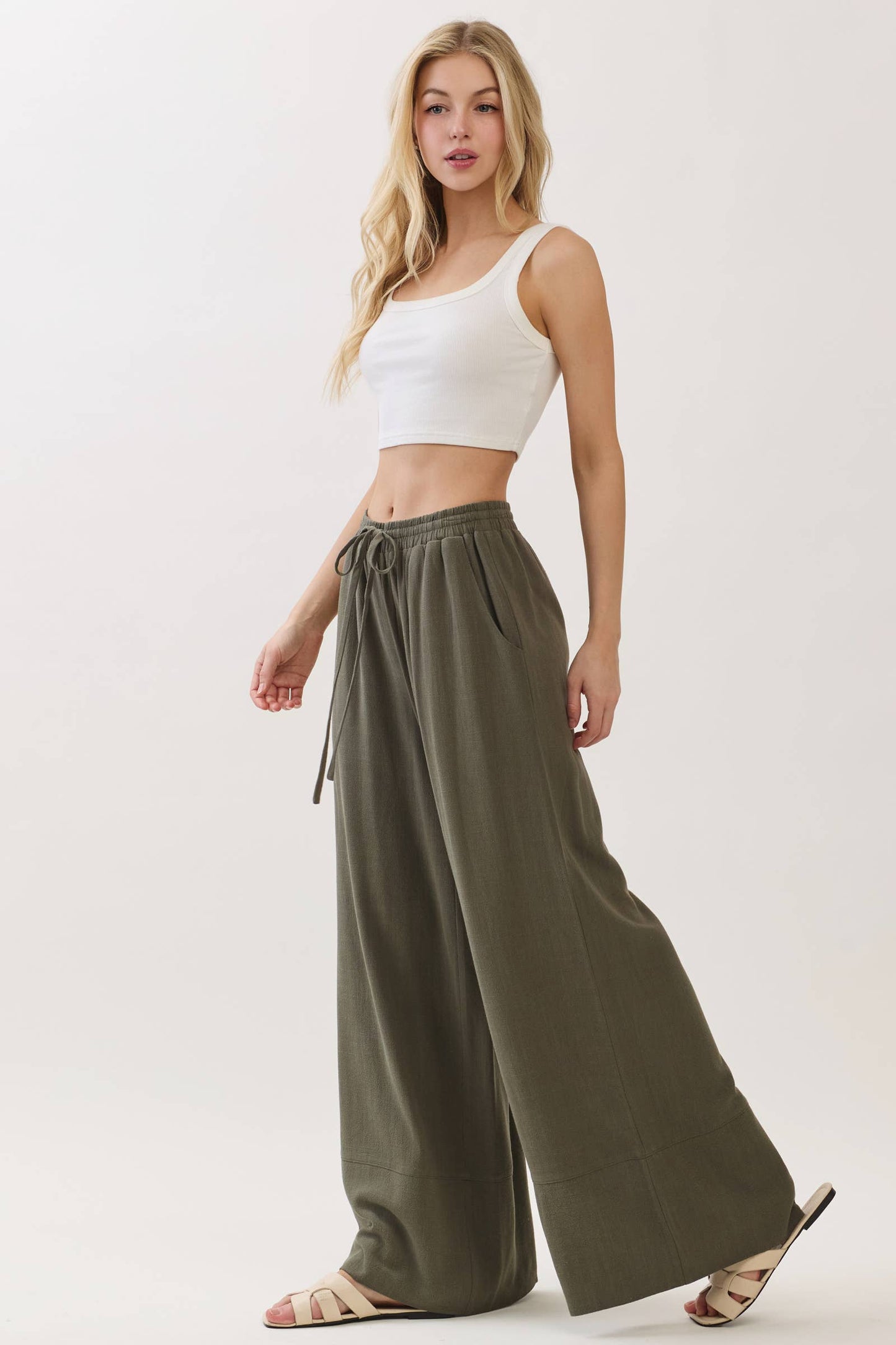 Solid Wide Leg Pants - VEP700005A