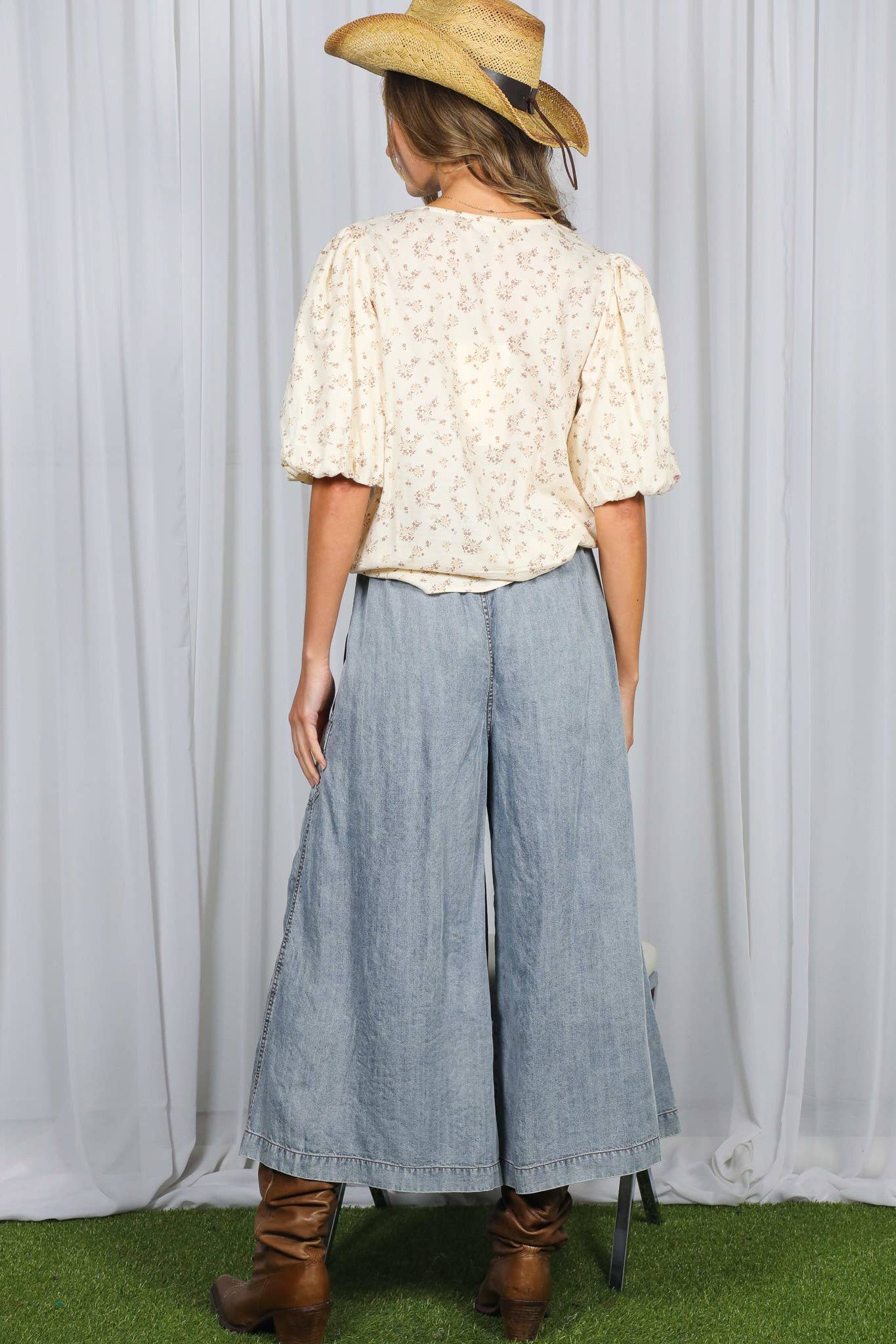 Bubble Sleeves Floral Blouse