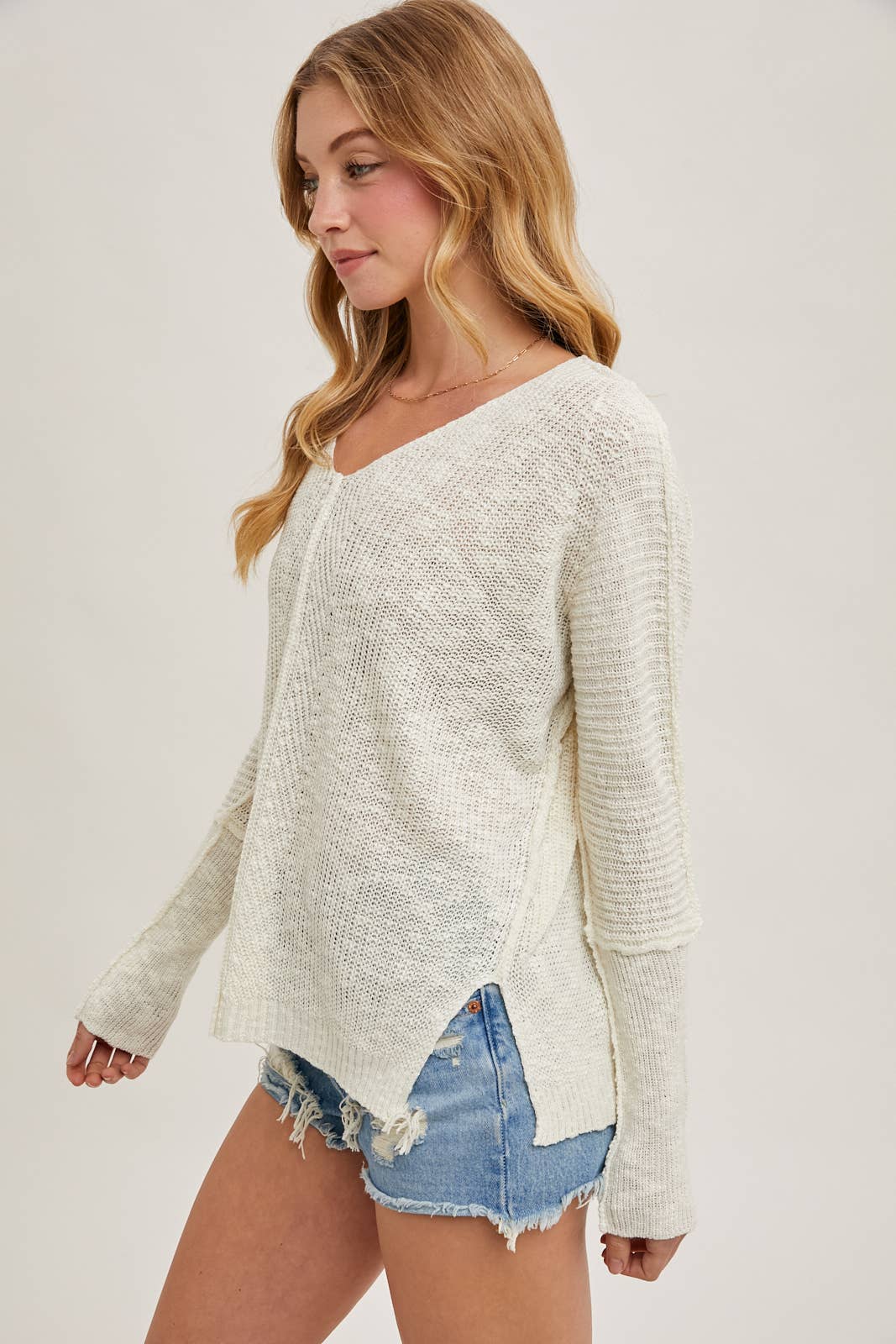 SHEER LOOSEFIT V-NECK KNIT SWEATER PULLOVER
