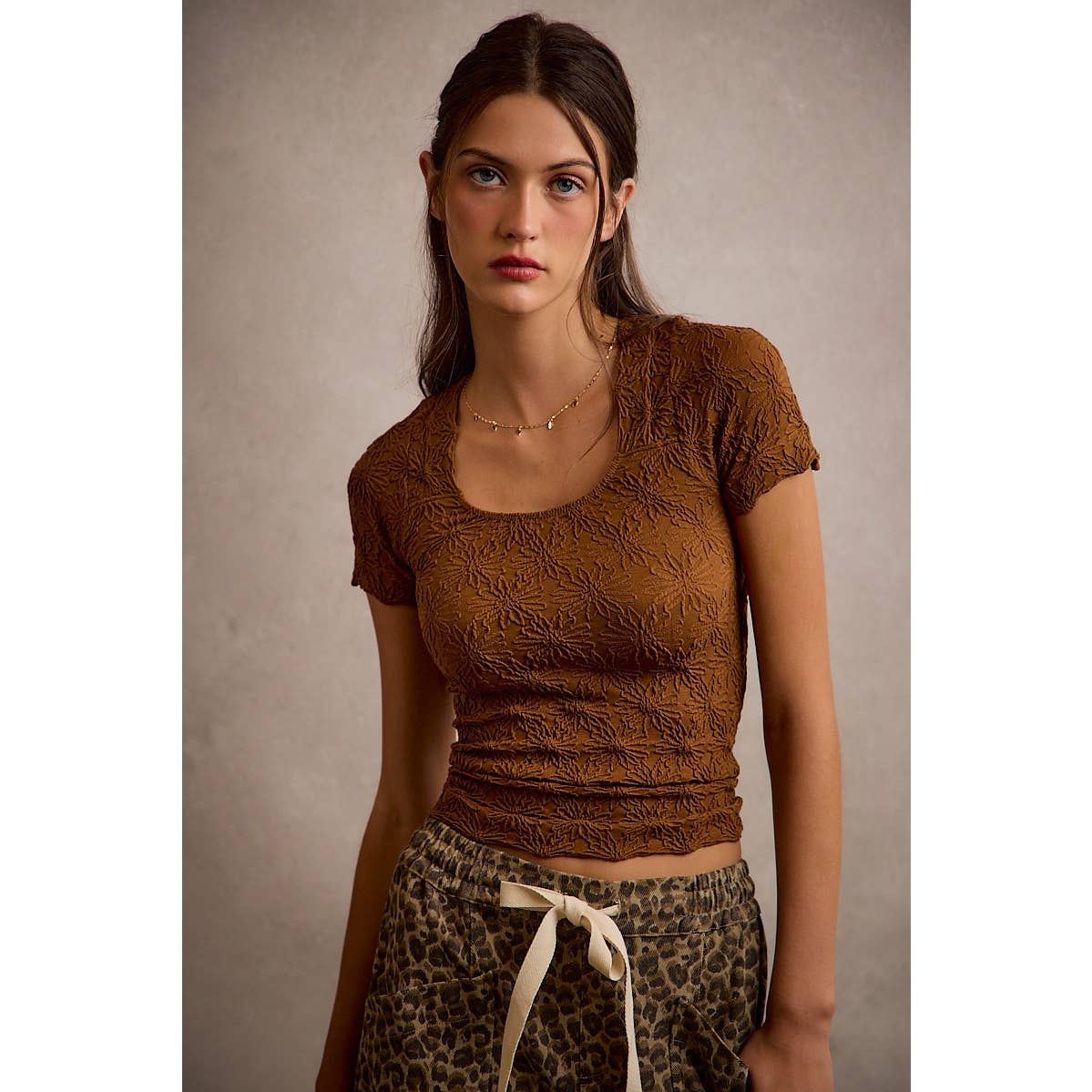 FLORAL TEXTURE SEAMLESS TOP