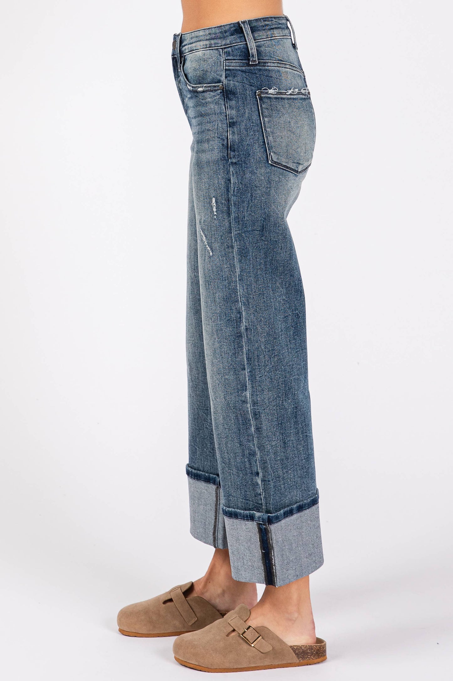 HIGH RISE STRETCH LOOSE STRAIGHT W/ CUFFED HEM