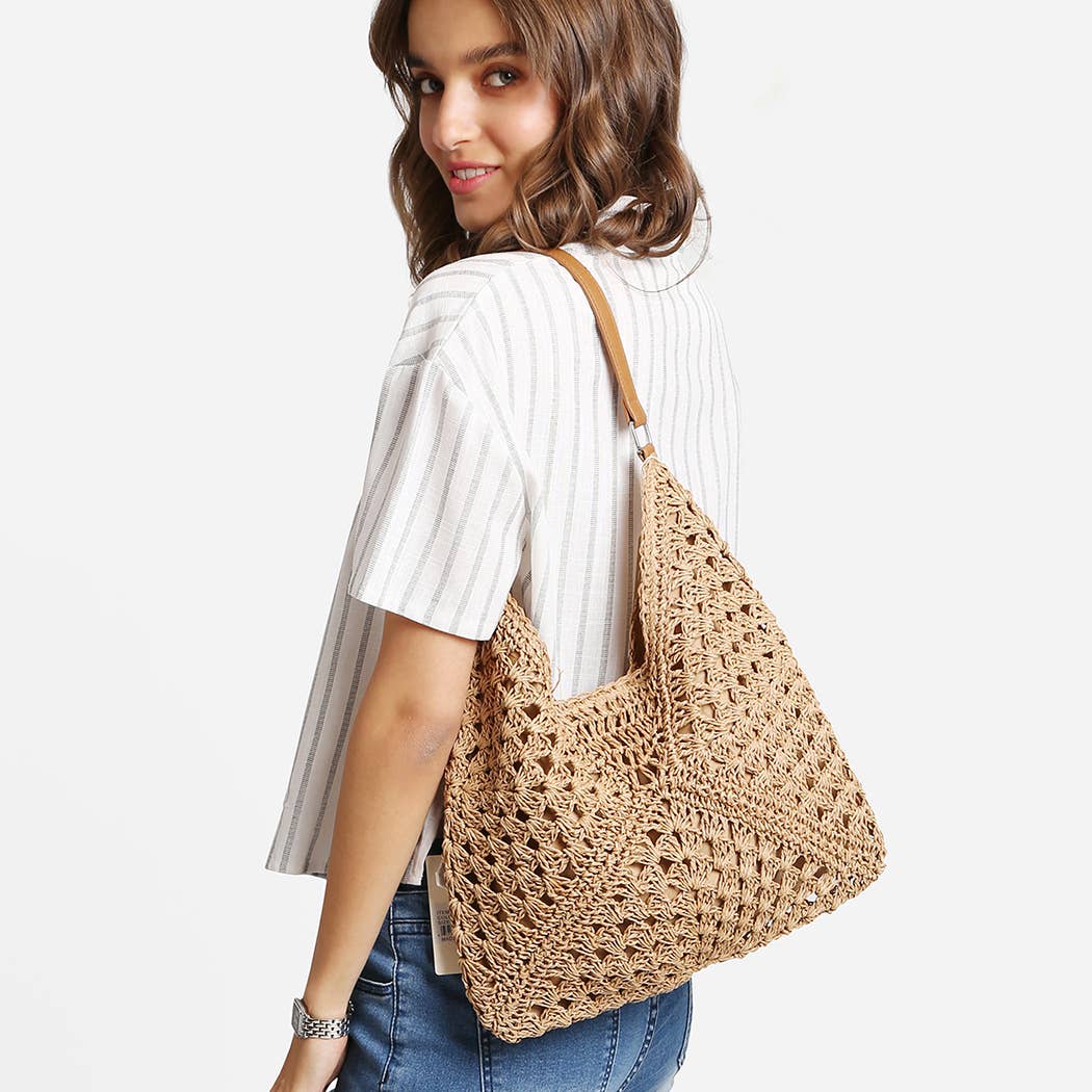 Triangular Pattern Straw Shoulder Bag