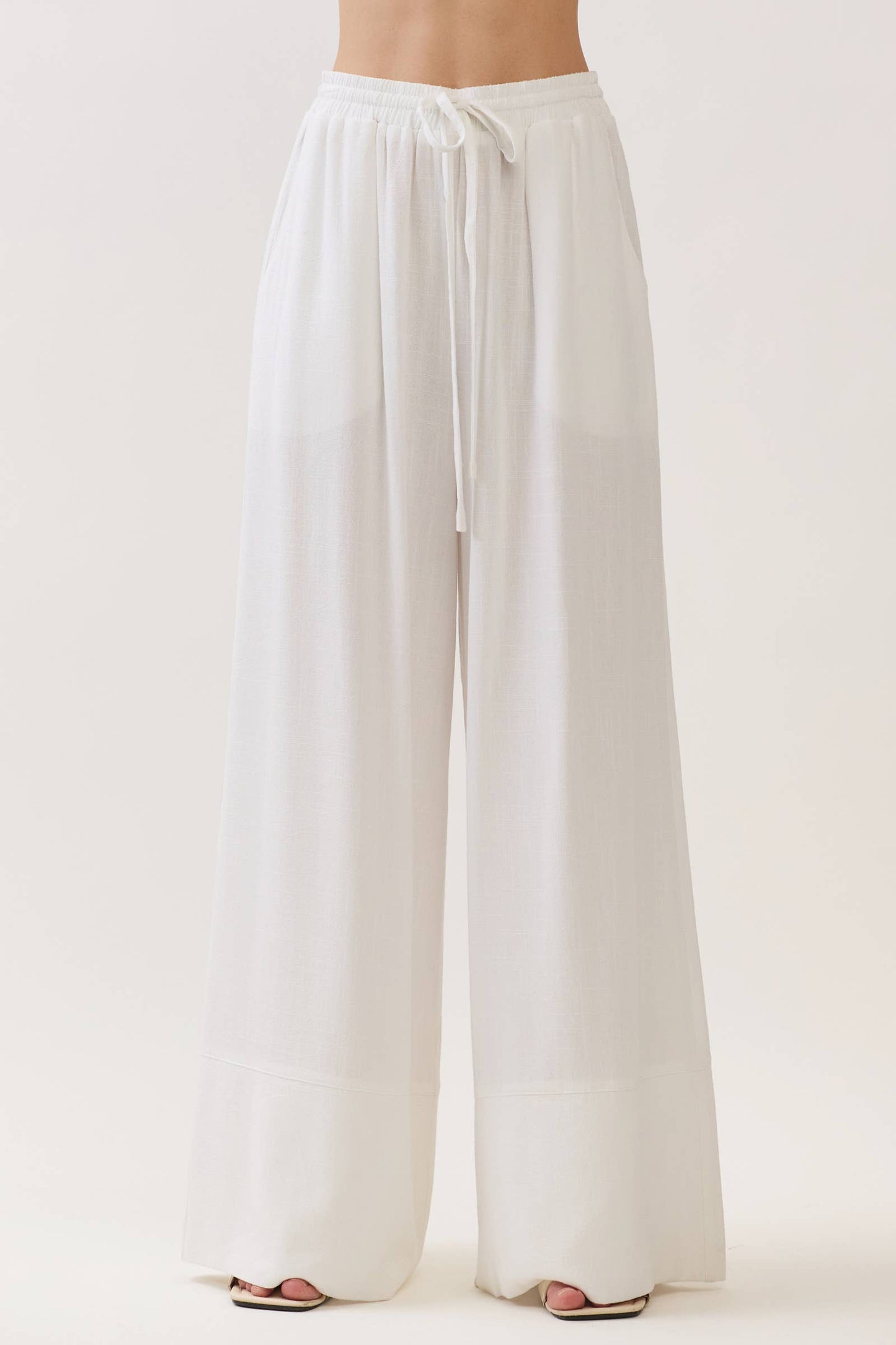 Solid Wide Leg Pants - VEP700005A