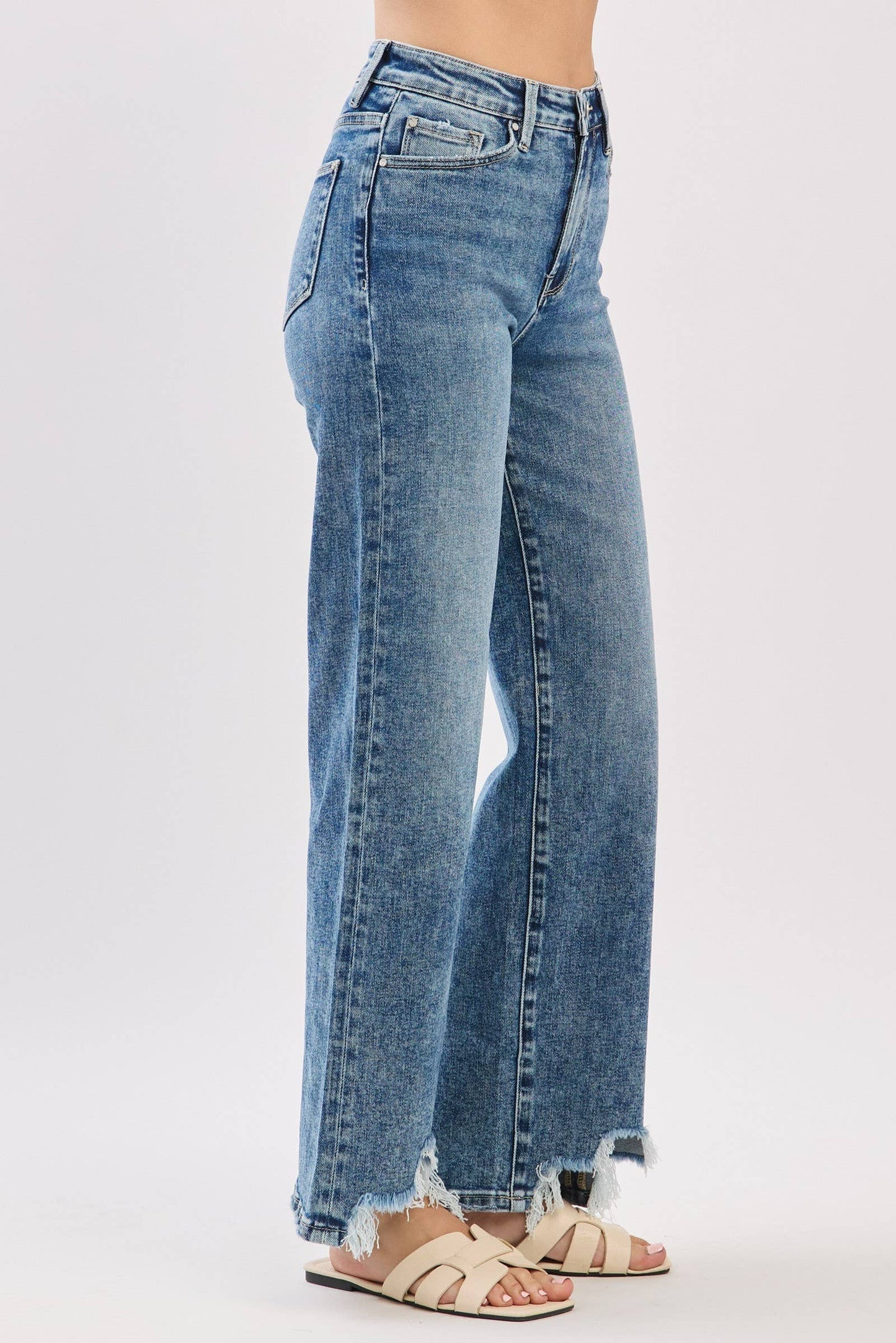 HIGH RISE SLIM WIDE LEG W/ DESTROYED HEM JEANS