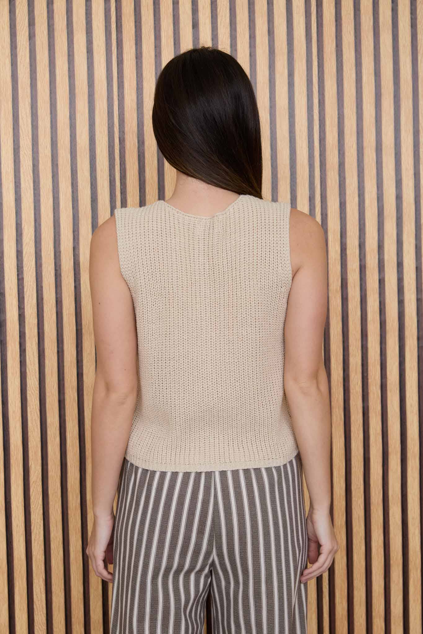 SLEEVELESS KNIT CARDIGAN