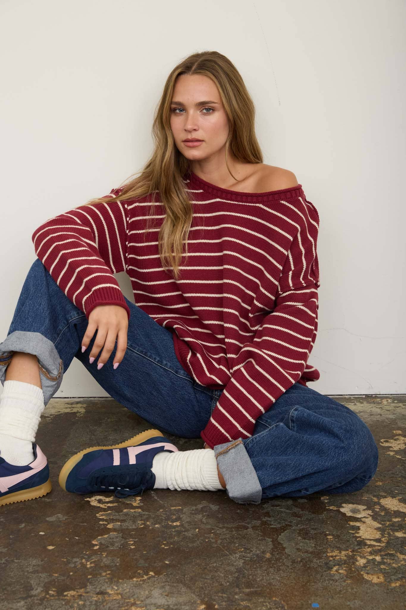 STRIPED CREW NECK SWEATER