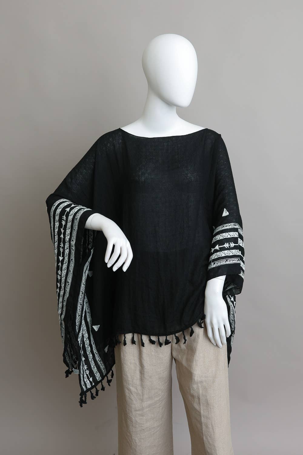 Flowy Cultural Aztec Embroidered Tunic 🍵