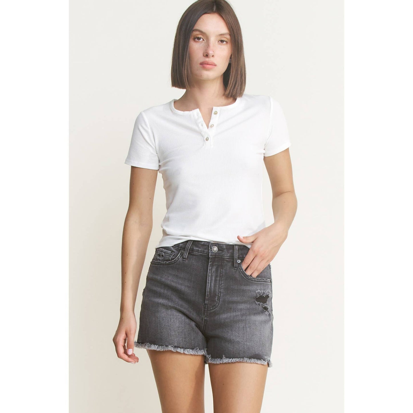 SUPER HIGH DISTRESSED SHORTS