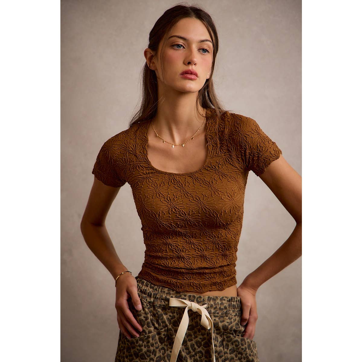 FLORAL TEXTURE SEAMLESS TOP