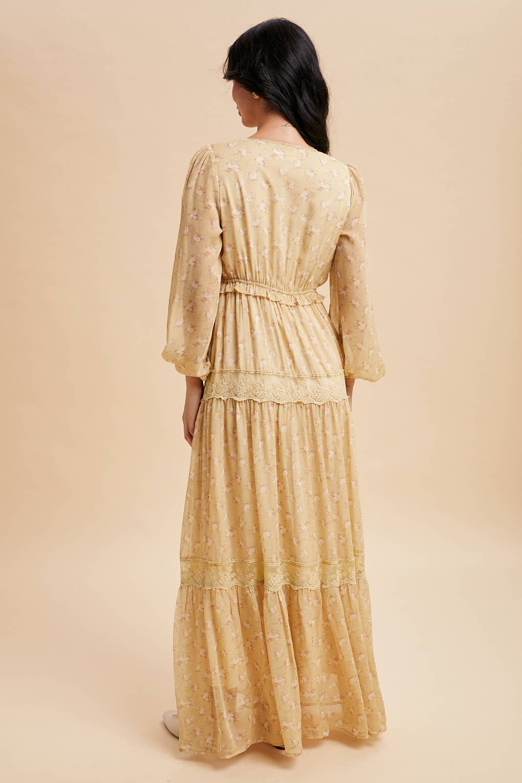 FLORAL LACE PANELED MAXI DRESS
