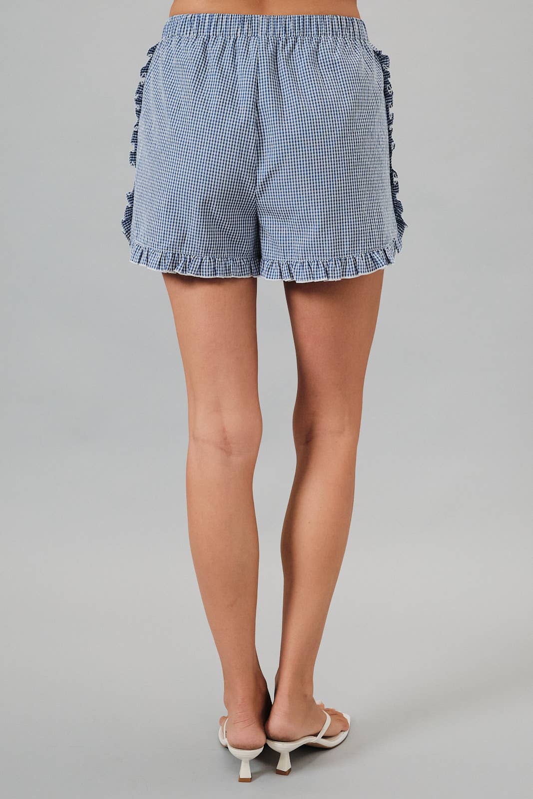 RUFFLE GINGHAM DOLPHIN SHORTS