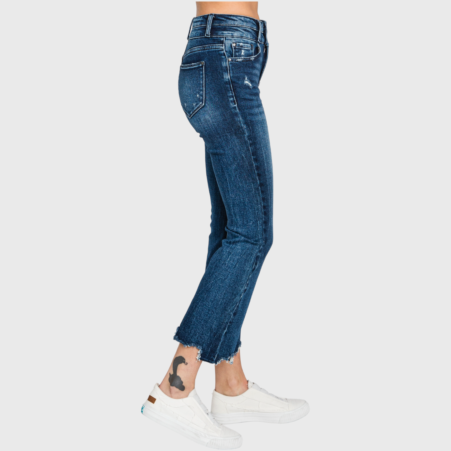 HIGH RISE CROP BOOTCUT JEANS W/ FRAYED HEM