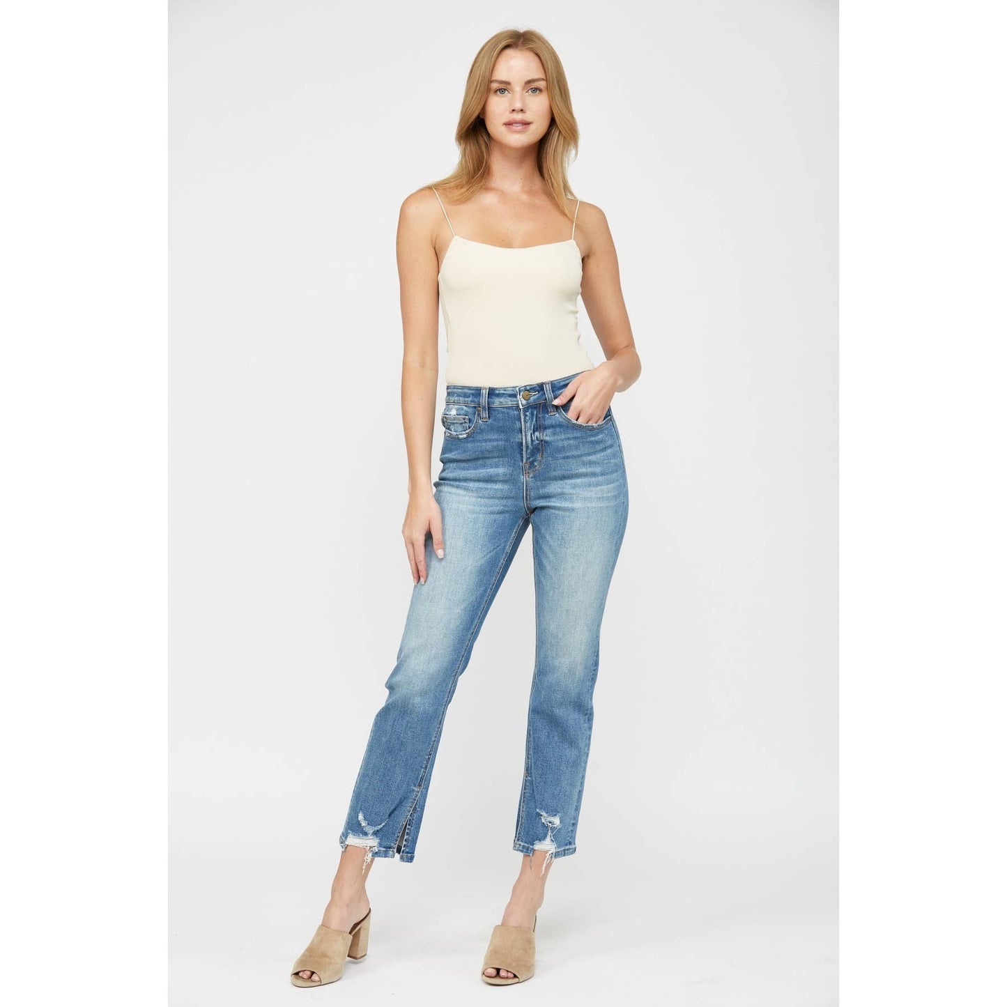 HIGH ANKLE STRAIGHT WITH SLIT