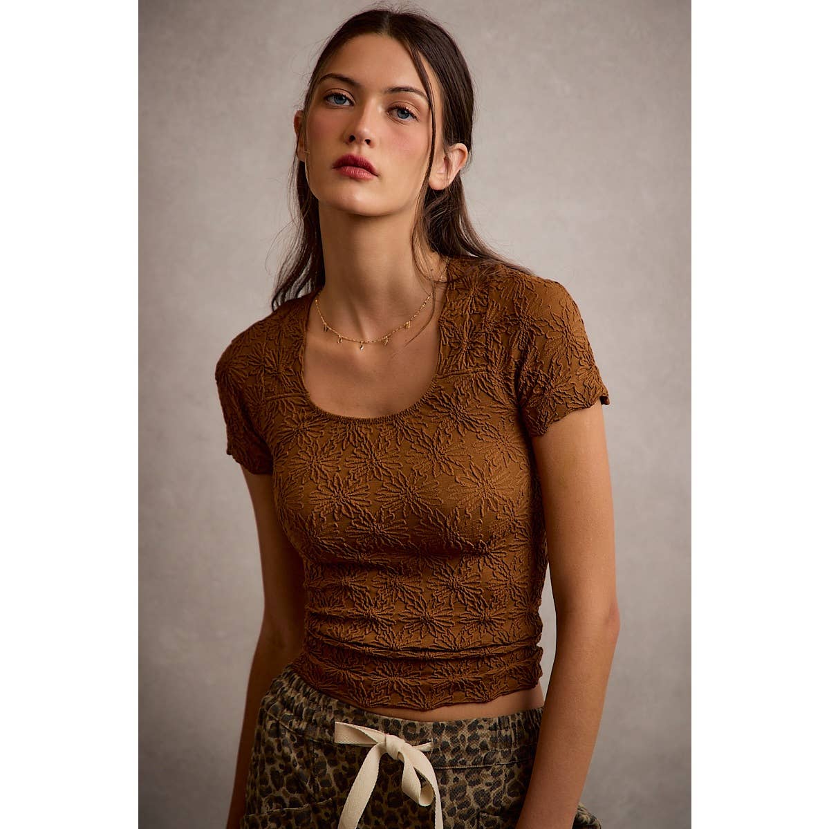 FLORAL TEXTURE SEAMLESS TOP