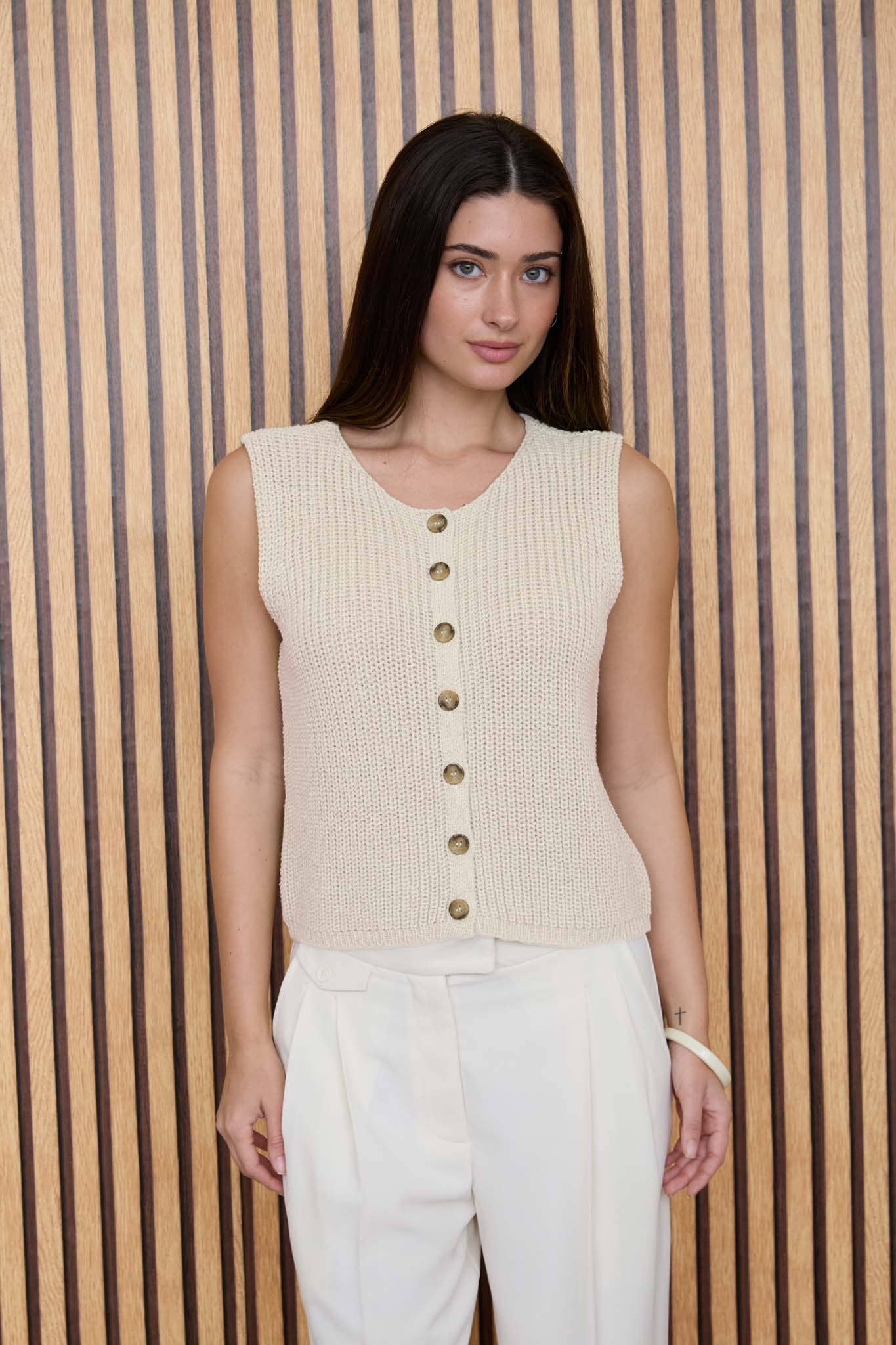 SLEEVELESS KNIT CARDIGAN