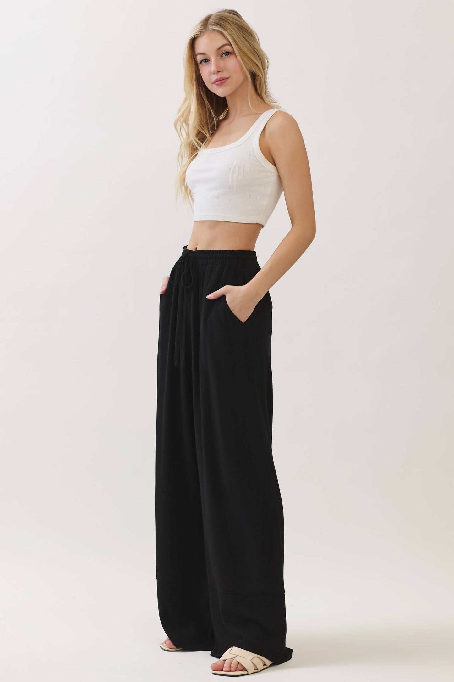 Solid Wide Leg Pants - VEP700005A