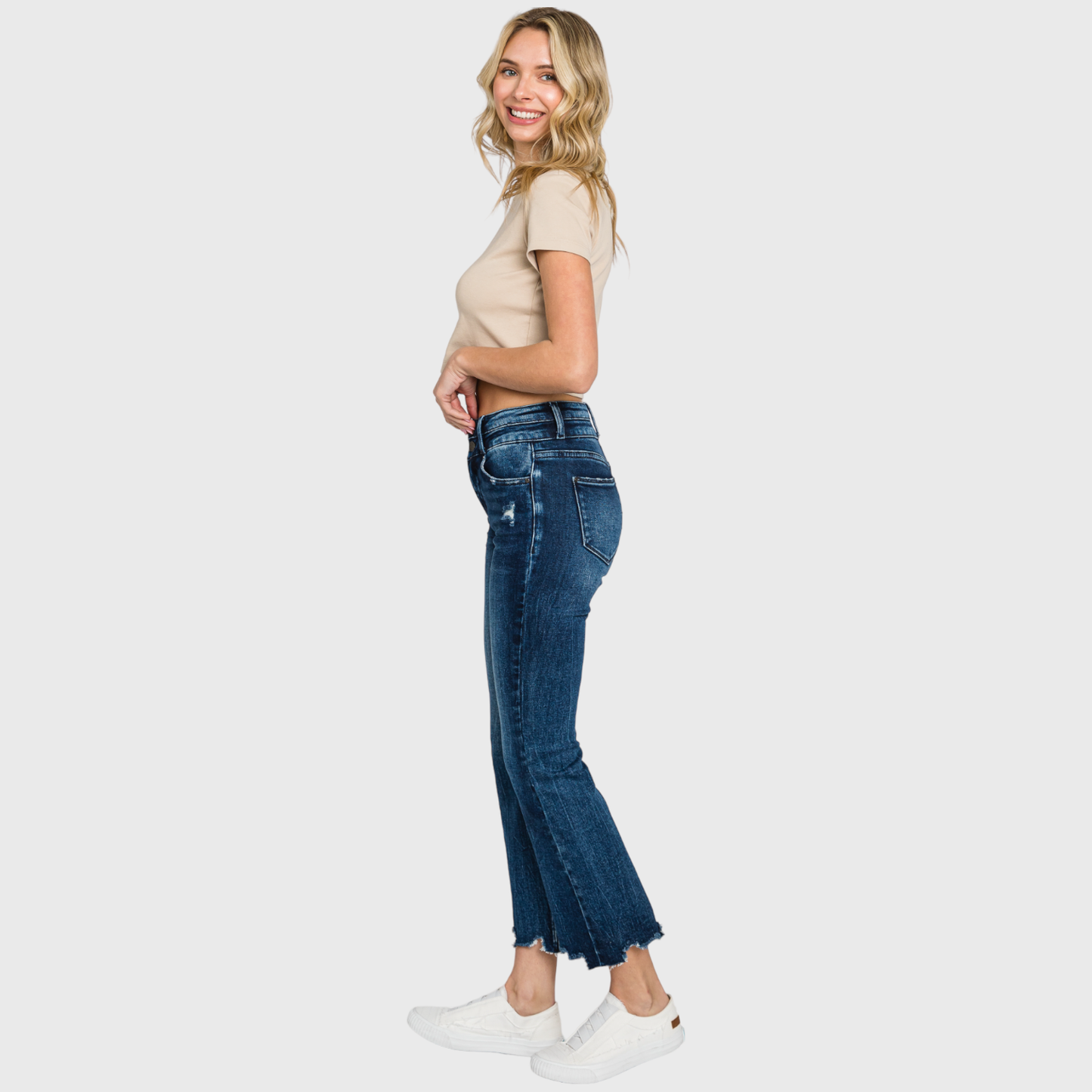 HIGH RISE CROP BOOTCUT JEANS W/ FRAYED HEM