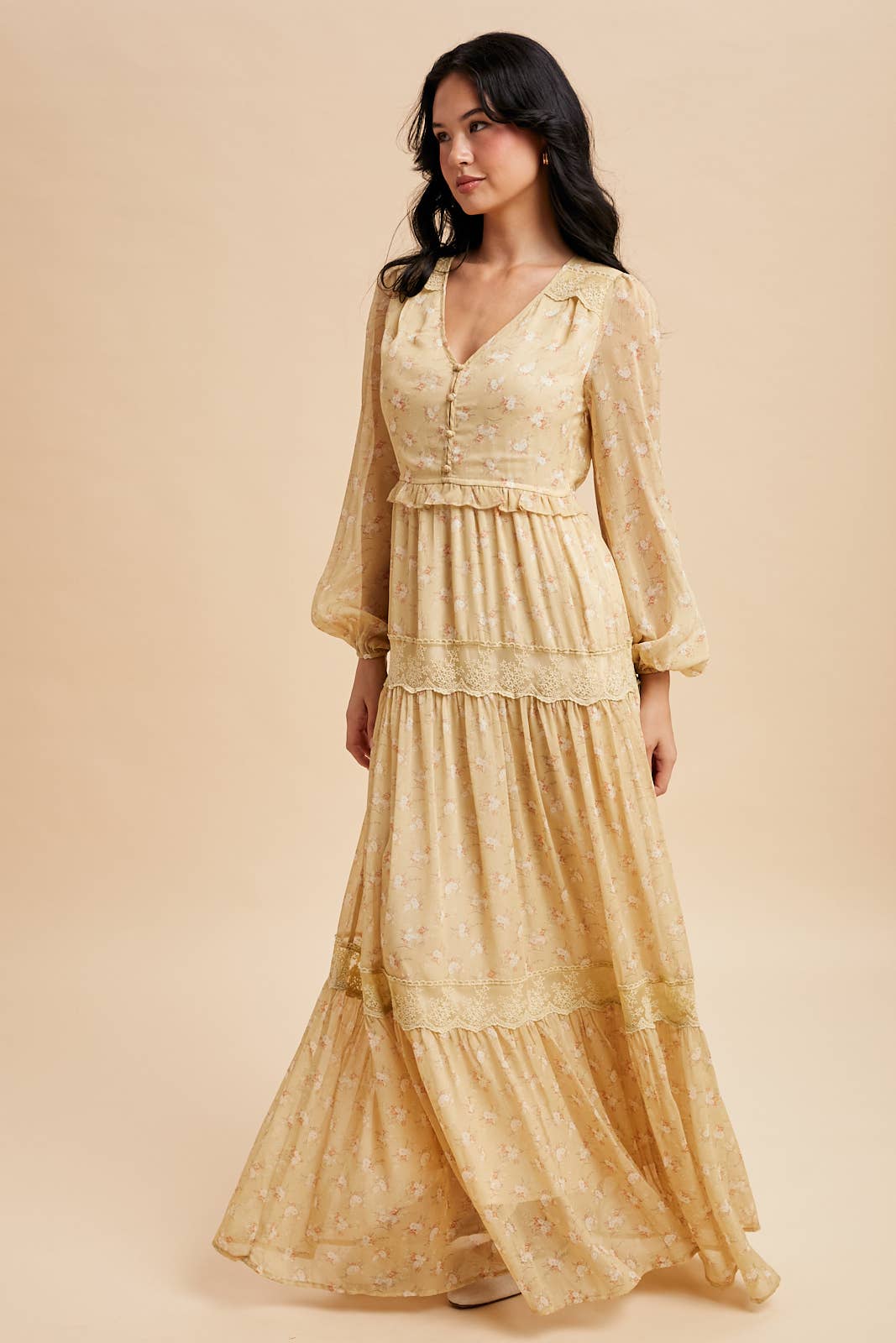 FLORAL LACE PANELED MAXI DRESS