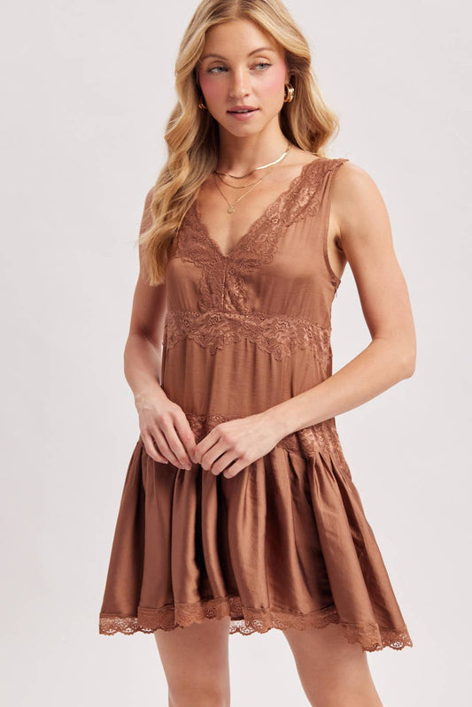 SATIN SLIBABYDOLL MINI DRESS