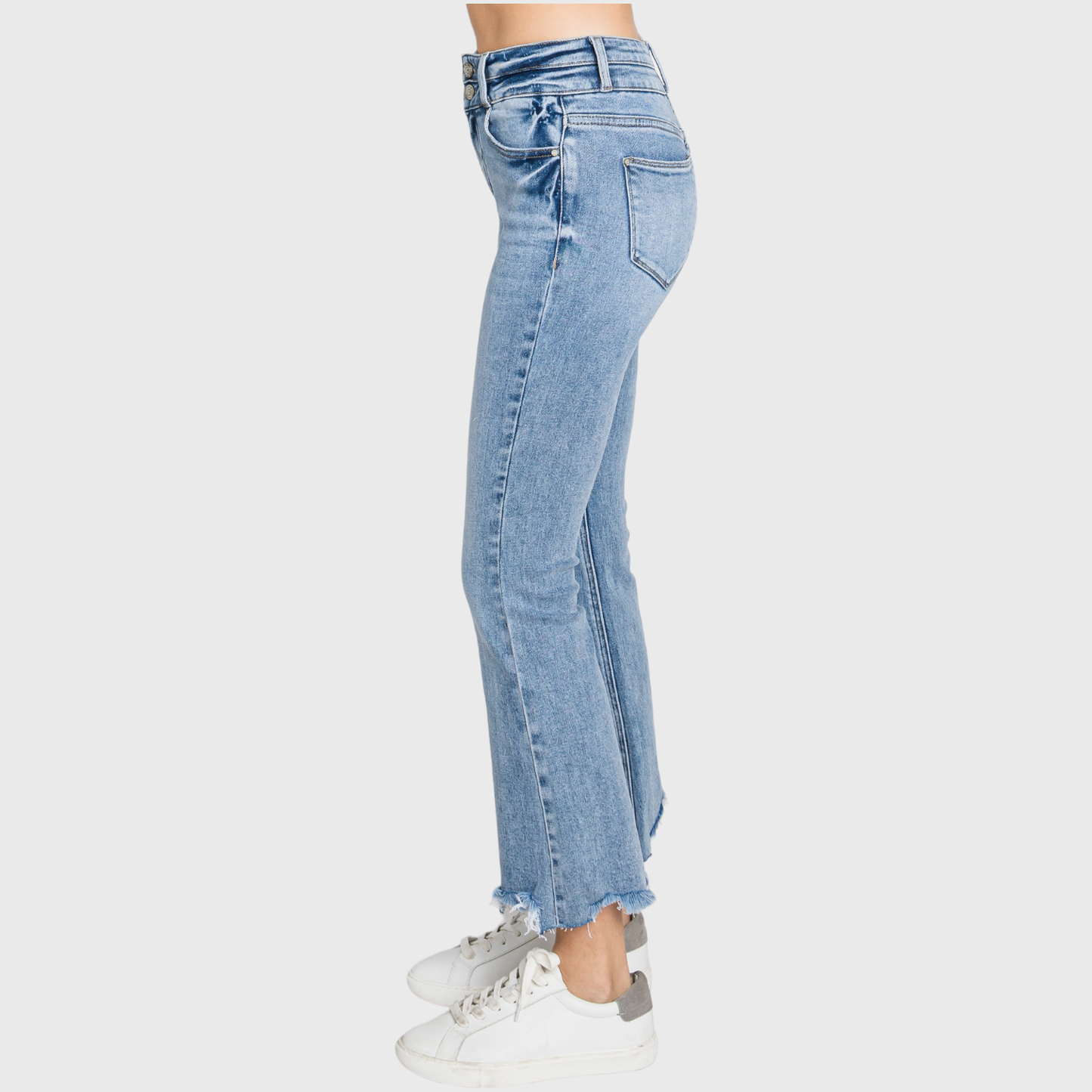 HIGH RISE CROP BOOTCUT JEANS W/ FRAYED HEM