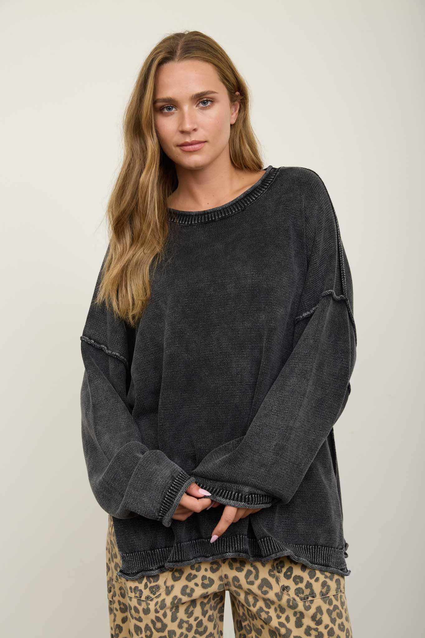 RAW CREW NECK SWEATER