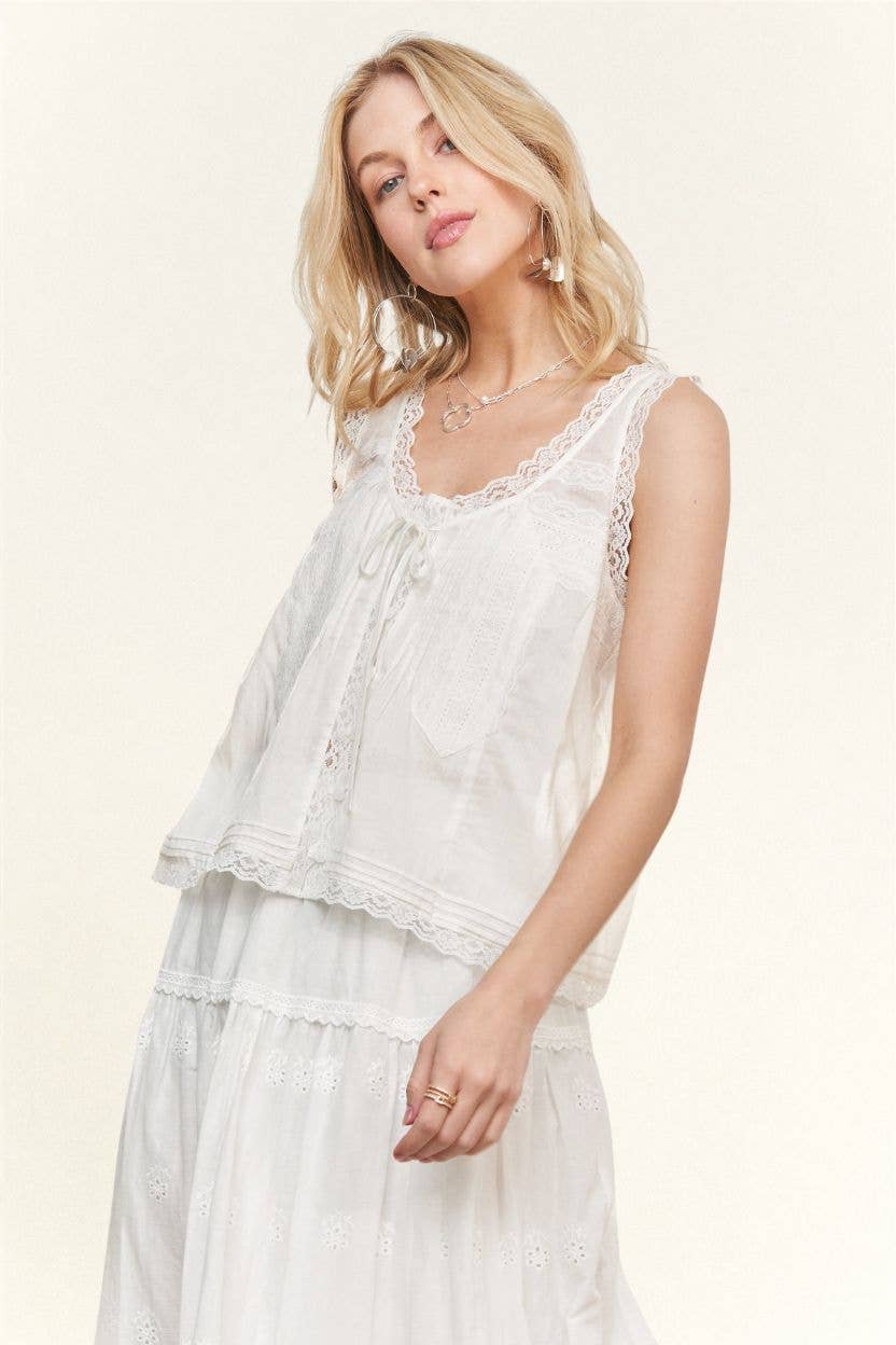 SLEEVLESS SOLID TOP - CET2686