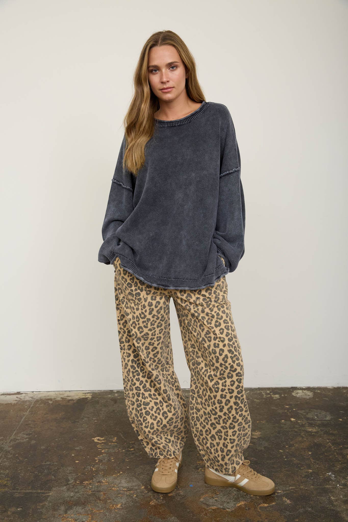 RAW CREW NECK SWEATER