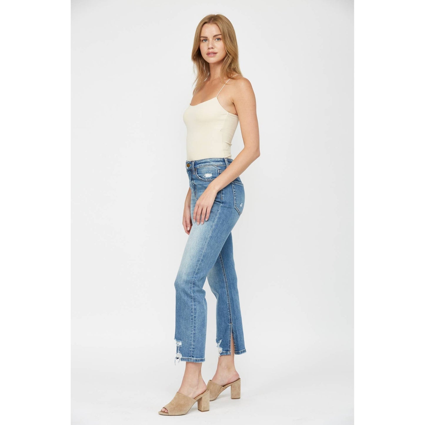 HIGH ANKLE STRAIGHT WITH SLIT