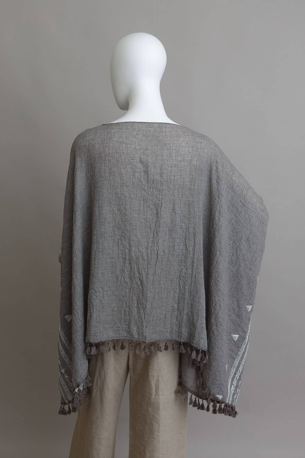Flowy Cultural Aztec Embroidered Tunic 🍵