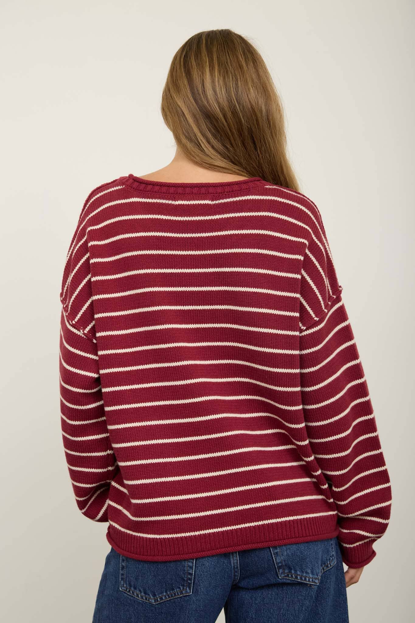STRIPED CREW NECK SWEATER