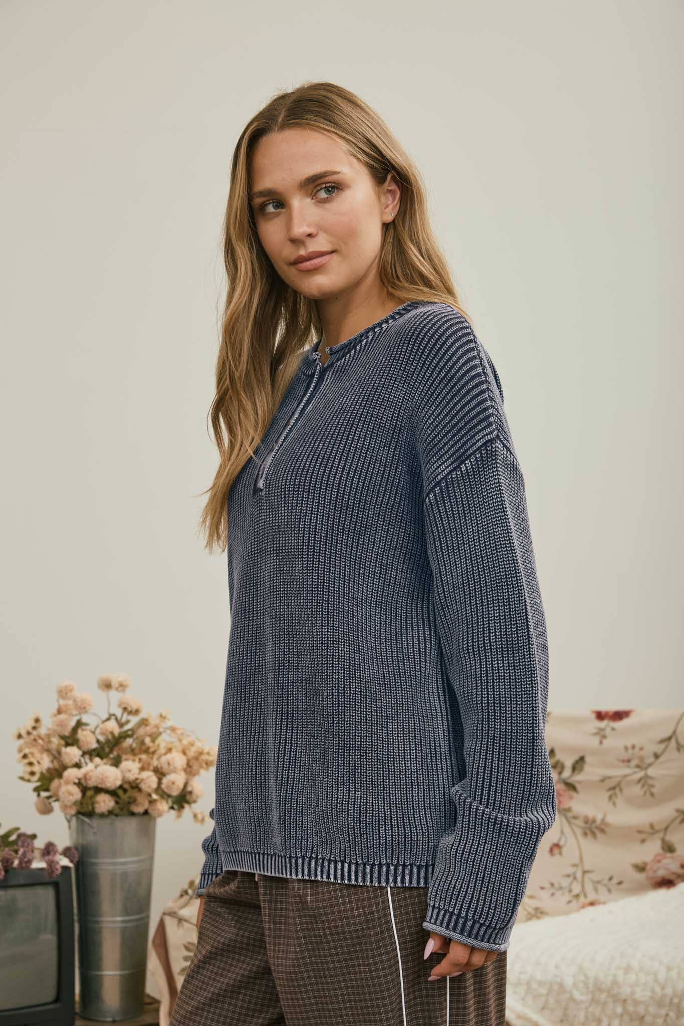 RIBBED HENLEY KNIT
