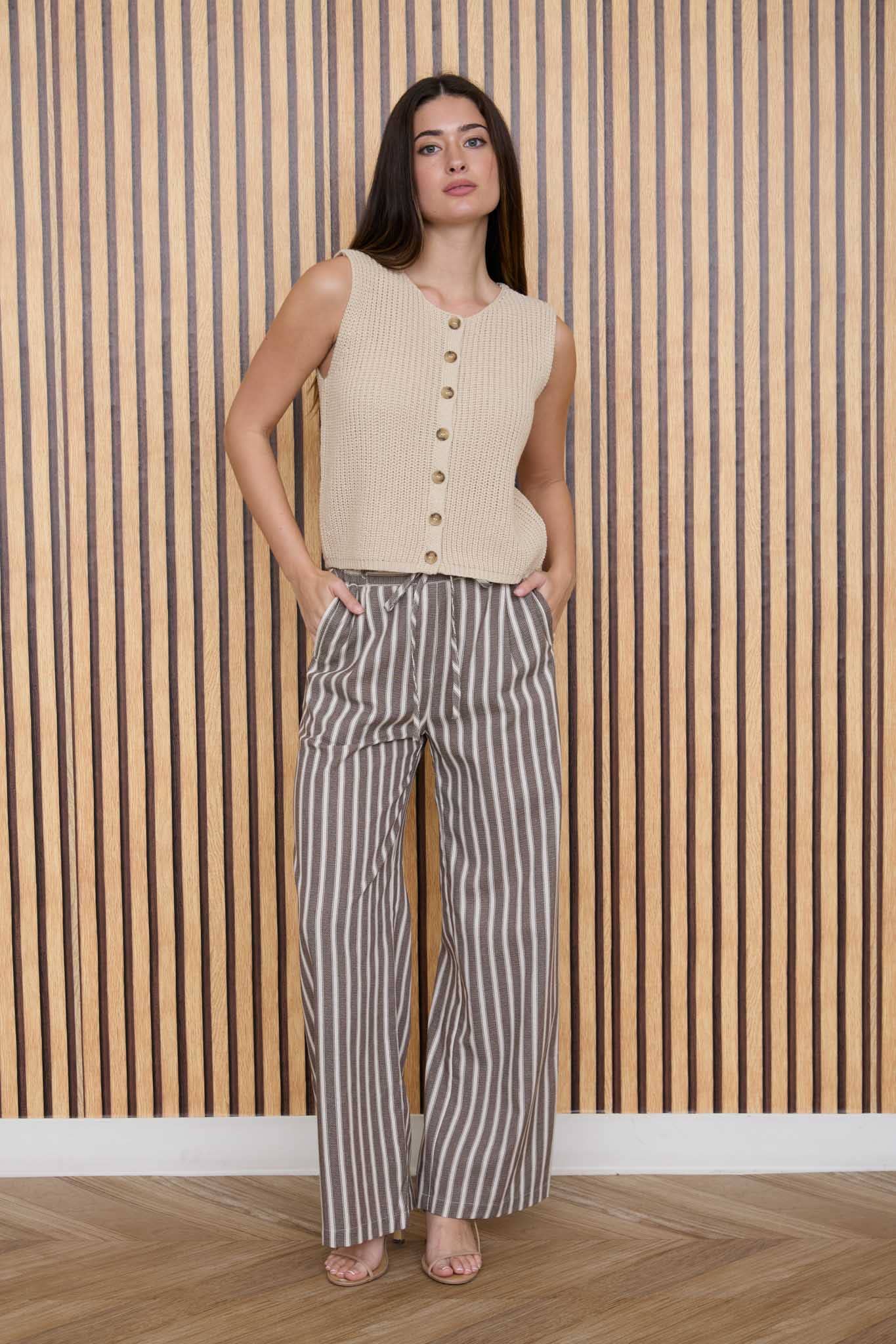 SLEEVELESS KNIT CARDIGAN