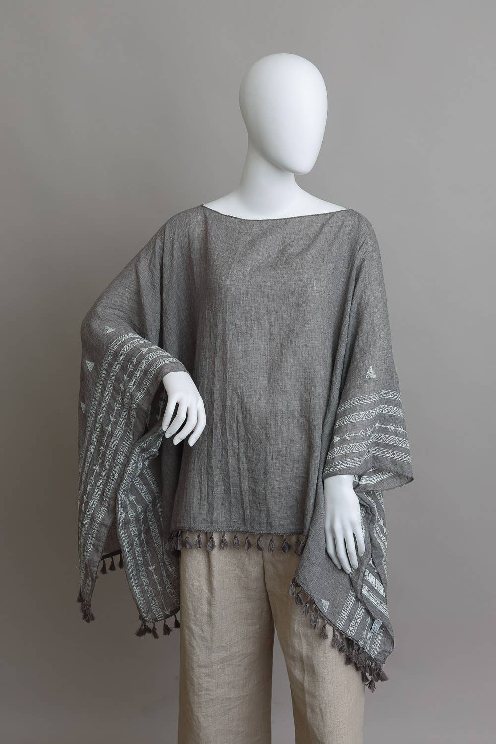 Flowy Cultural Aztec Embroidered Tunic 🍵